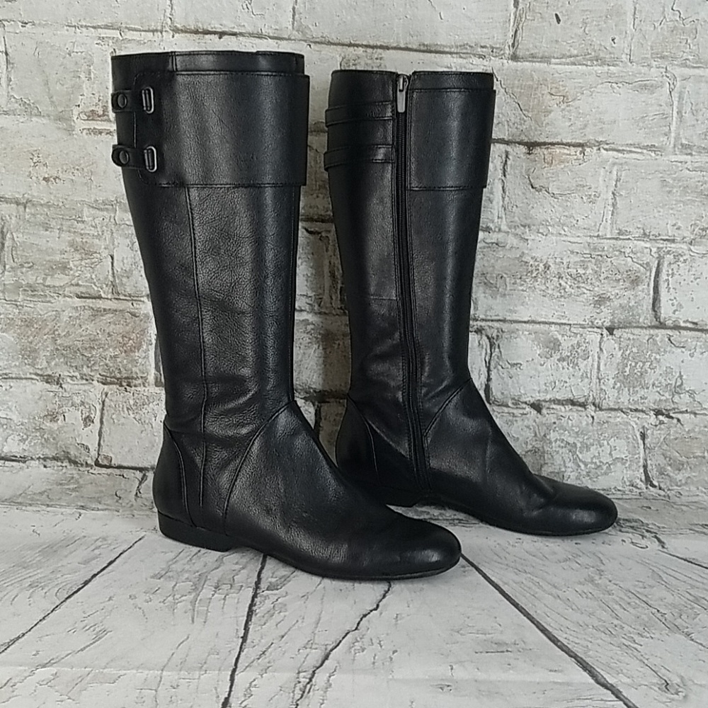 Enzo Angiolini Classic Black Leather Low Heel Boor